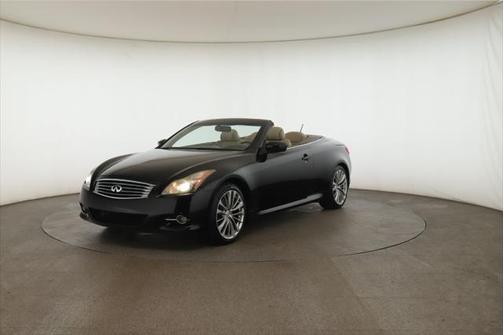 2011 INFINITI G37 Sport