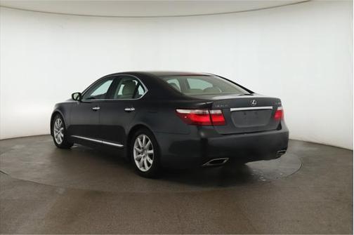 2007 Lexus LS 460 Base