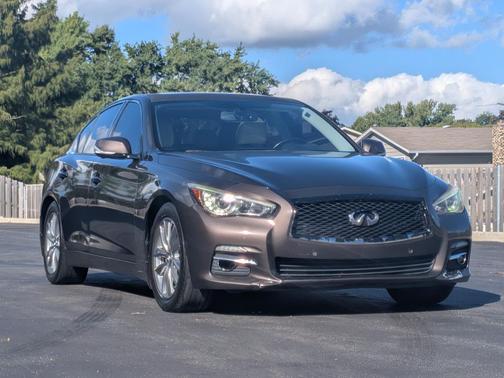 2014 INFINITI Q50 Premium