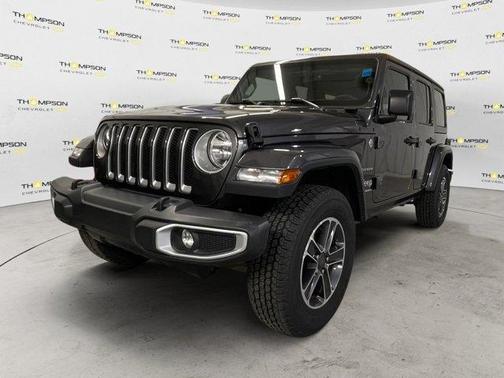 2023 Jeep Wrangler 4-Door Sahara 4x4