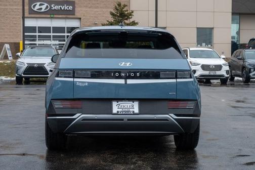 2024 Hyundai IONIQ 5 SEL