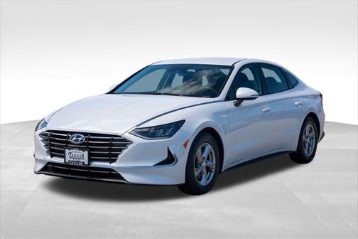 2022 Hyundai SONATA SE