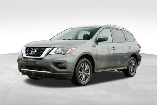 2019 Nissan Pathfinder SV