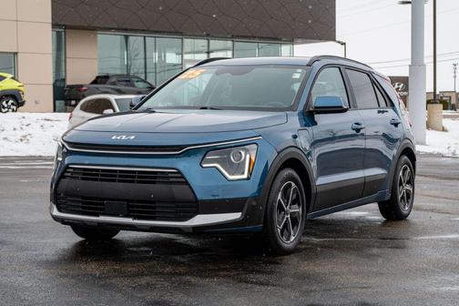 2025 Kia Niro Plug-In Hybrid EX