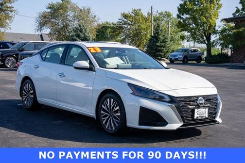 2023 Nissan Altima 2.5 SV