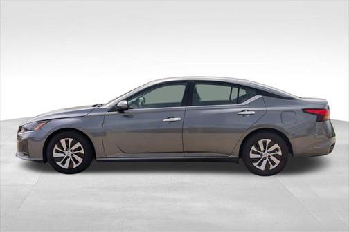 2023 Nissan Altima S FWD