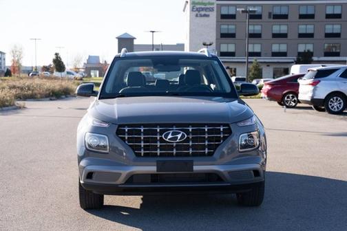 2023 Hyundai VENUE Limited