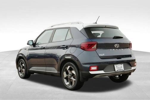 2023 Hyundai VENUE Limited