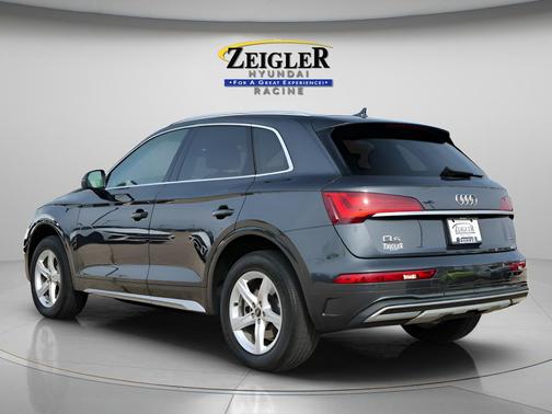 2023 Audi Q5 40 Premium