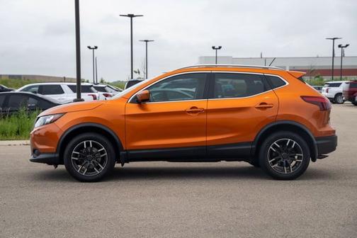 2017 Nissan Rogue Sport SV