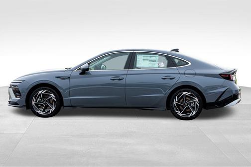 2026 Hyundai SONATA SEL