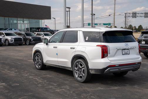 2025 Hyundai PALISADE SEL Premium