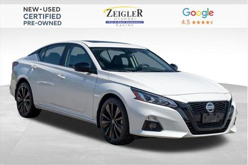 2022 Nissan Altima SR Intelligent AWD
