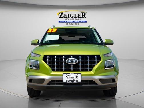Green Apple 2023 Hyundai VENUE SEL