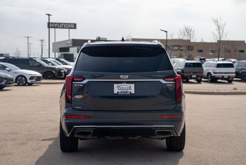 2022 Cadillac XT6 Premium Luxury