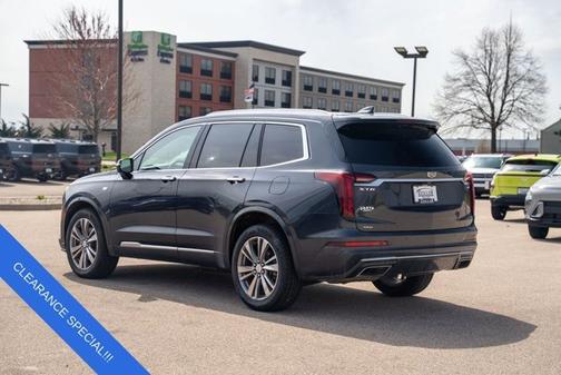 2022 Cadillac XT6 Premium Luxury AWD