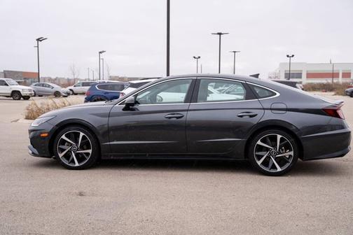 2022 Hyundai SONATA SEL Plus