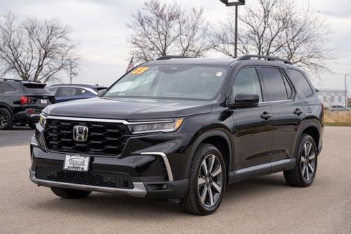 2023 Honda Pilot Touring 8-Passenger