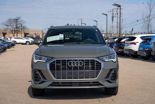 2024 Audi Q3 S line Premium