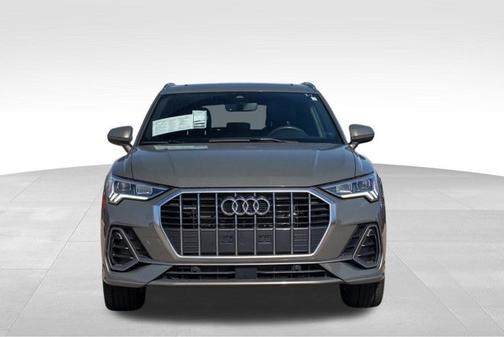 2024 Audi Q3 Premium 45 TFSI S line quattro Tiptronic