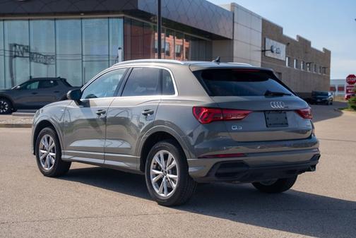 2024 Audi Q3 S line Premium