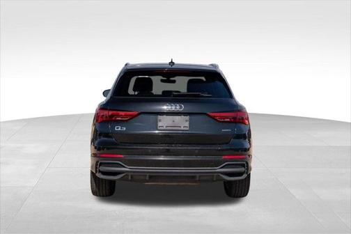 2024 Audi Q3 Premium 45 TFSI S line quattro Tiptronic