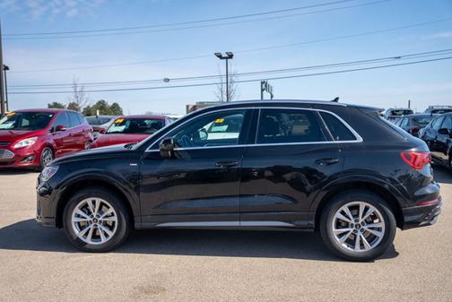 2024 Audi Q3 S line Premium