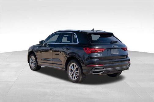 2024 Audi Q3 Premium 45 TFSI S line quattro Tiptronic