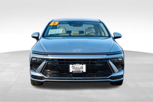 2025 Hyundai SONATA Hybrid SE