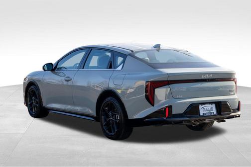 2025 Kia K4 GT-Line Turbo