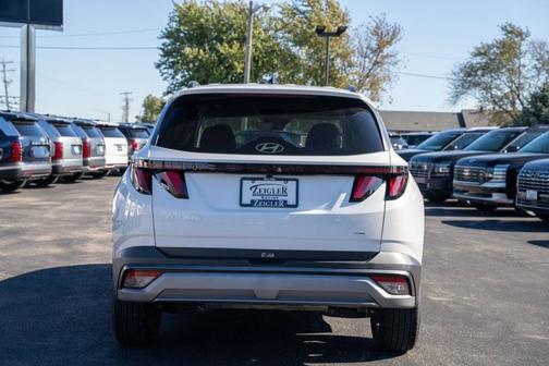 2025 Hyundai TUCSON SEL