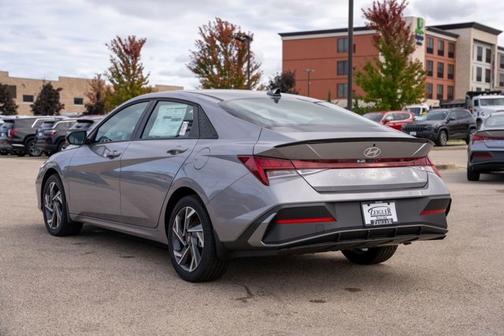 2025 Hyundai ELANTRA HEV SEL Sport