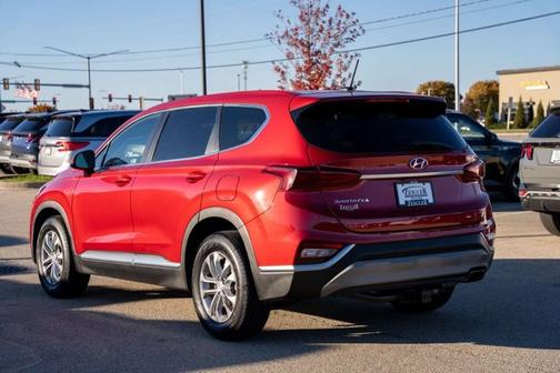 2019 Hyundai SANTA FE SE 2.4
