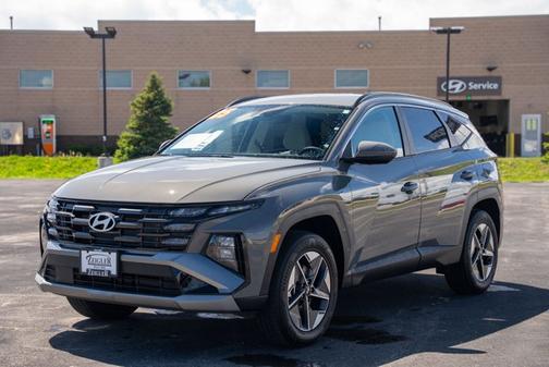 2025 Hyundai TUCSON SEL