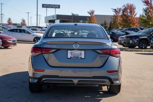 2022 Nissan Sentra SR
