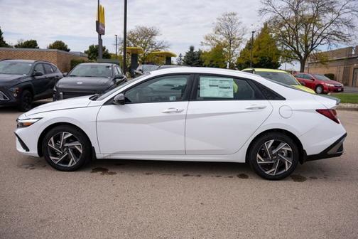 2025 Hyundai ELANTRA Sport