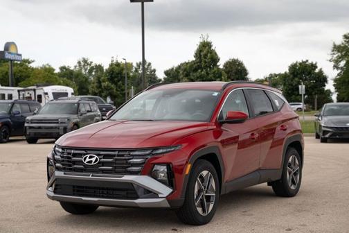 2025 Hyundai TUCSON SEL