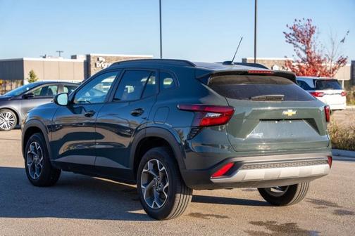 2025 Chevrolet Trax LT