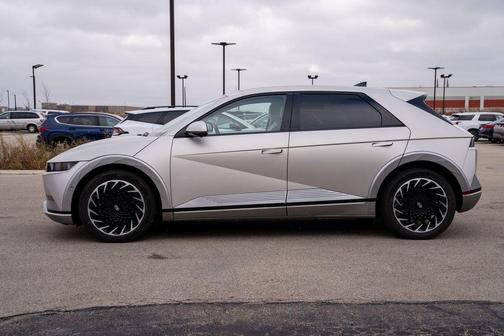 2024 Hyundai IONIQ 5 SEL