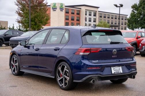 2024 Volkswagen Golf GTI 2.0T SE DSG