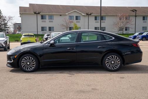 2023 Hyundai SONATA Hybrid SEL