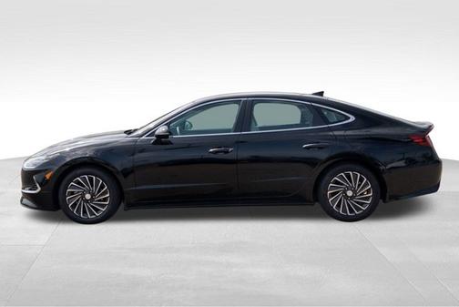 2023 Hyundai SONATA Hybrid SE