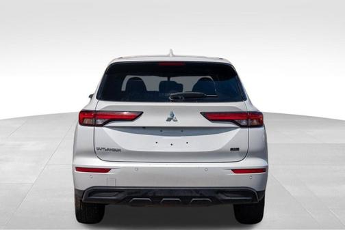 2023 Mitsubishi Outlander SE Black Edition
