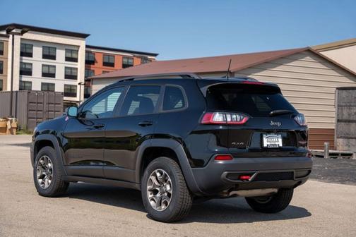 2020 Jeep Cherokee Trailhawk