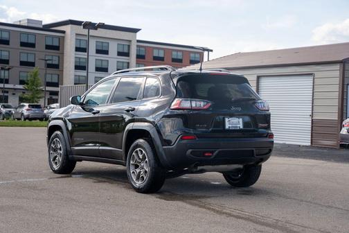 2020 Jeep Cherokee Trailhawk