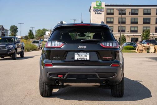 2020 Jeep Cherokee Trailhawk