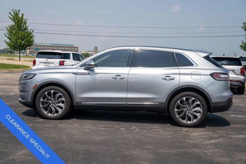 2021 Lincoln Nautilus Reserve