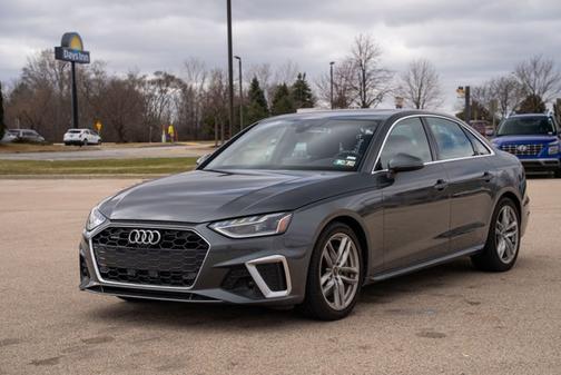 2022 Audi A4 S line Premium Plus