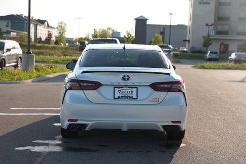 2021 Toyota Camry Hybrid XSE