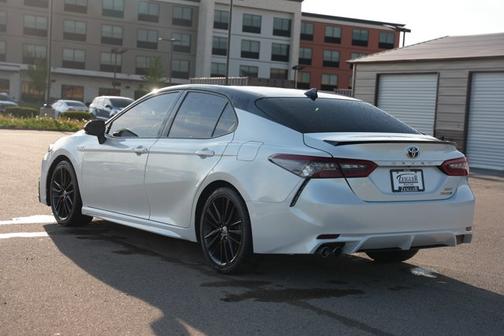 2021 Toyota Camry Hybrid XSE